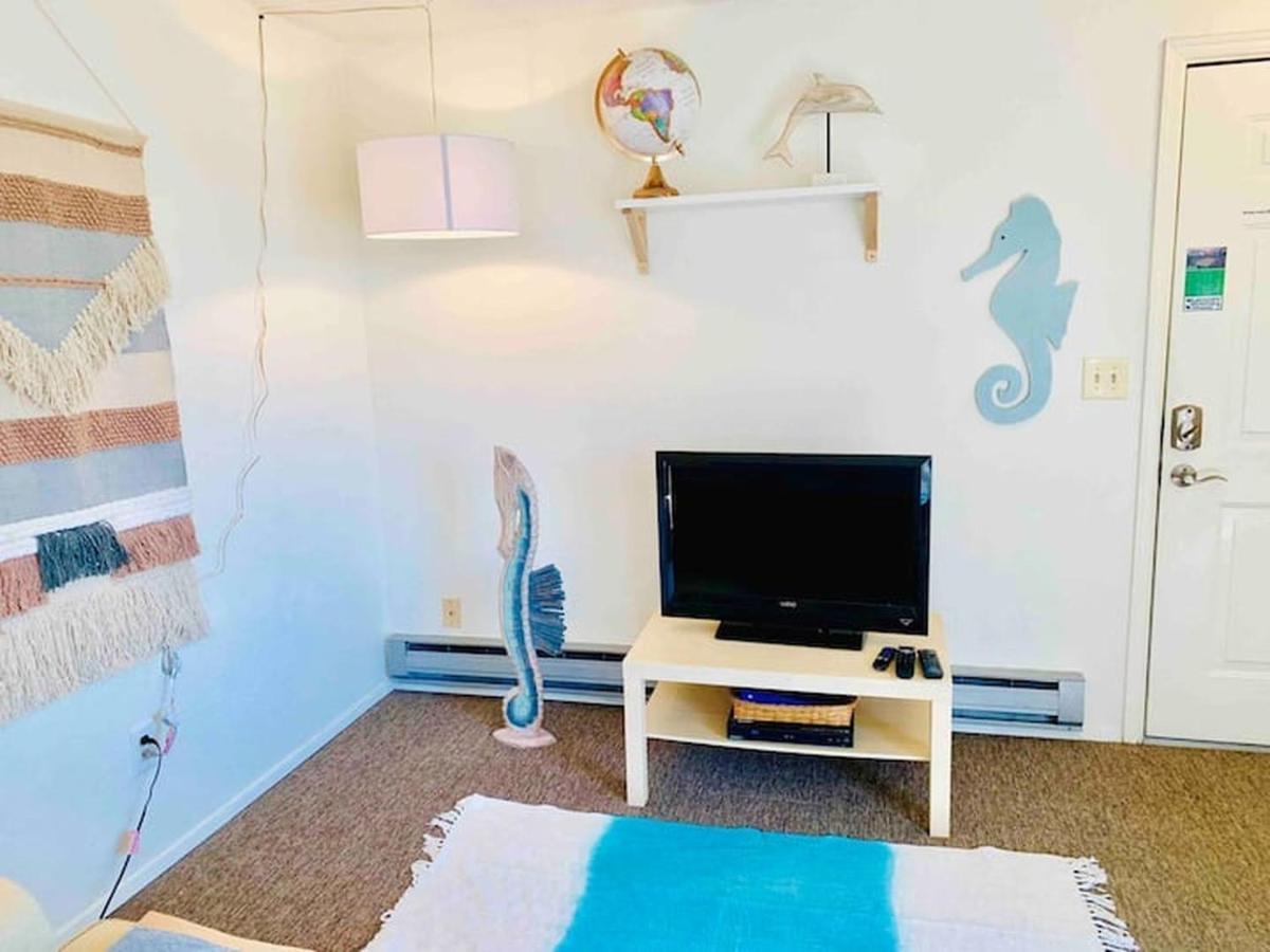 Unique, Convenient, Centrally Located Apartment Kent Eksteriør bilde